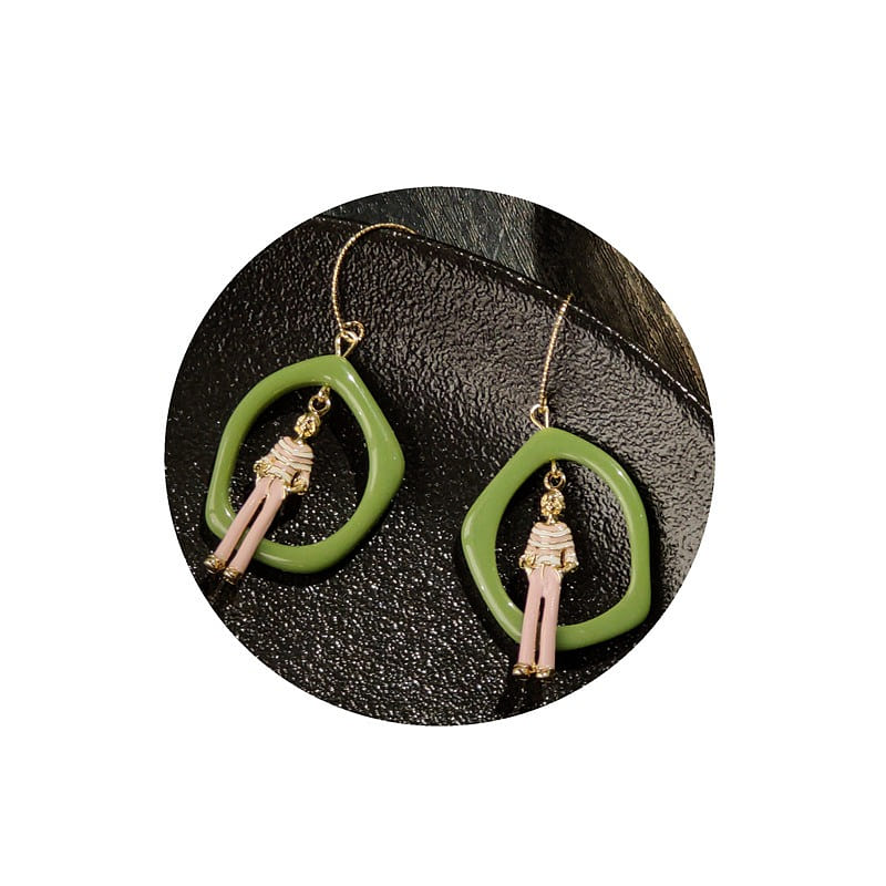 Swinging Girl! French Romantic Design Hollow Artistic Geometric Earrings 1 count