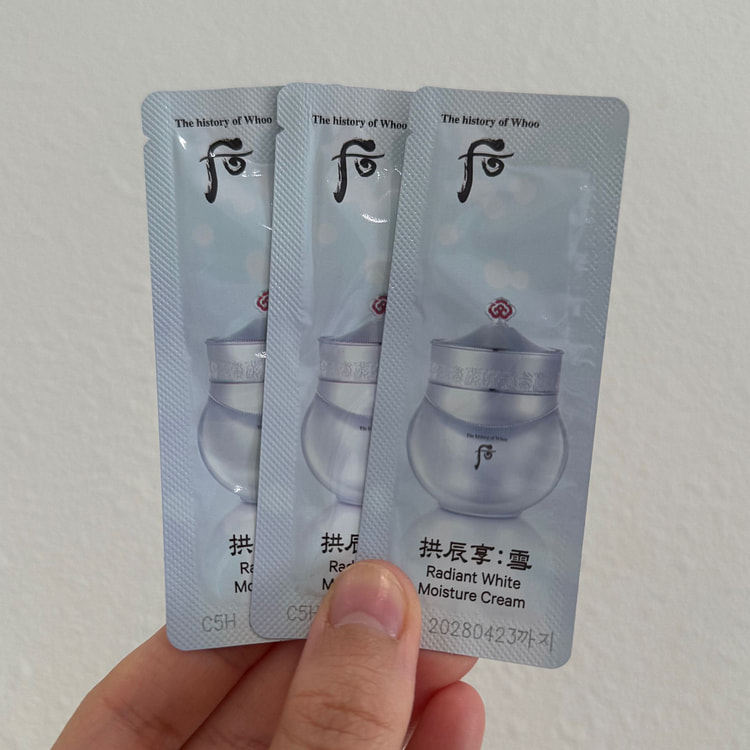 后 The Whoo白皙透亮保湿霜小样 1ml 60 个