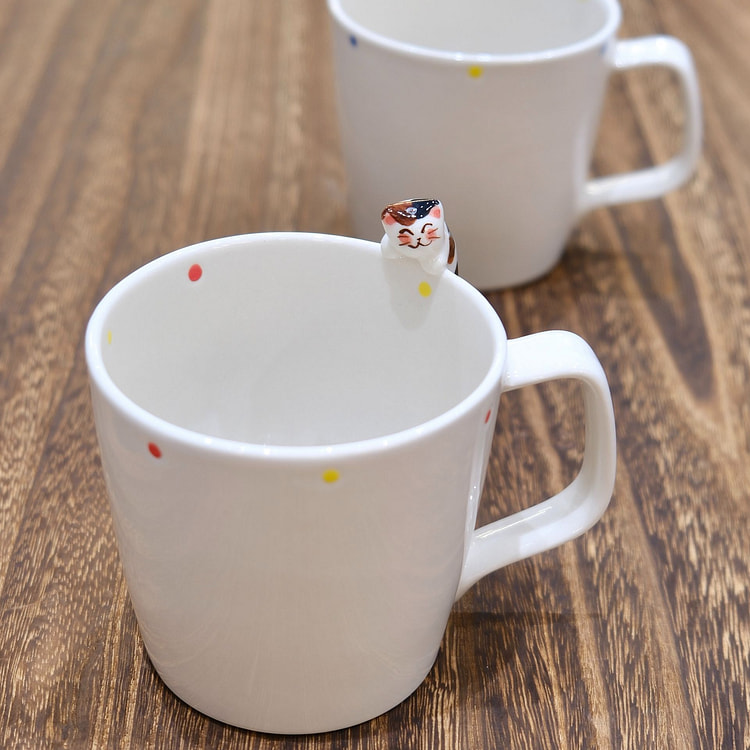 Hasami ware White Kitty Mug 280ml B