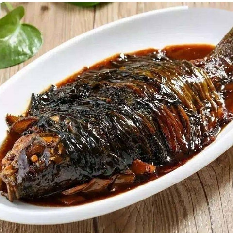 葱烤大黄鱼 (含鱼刺)