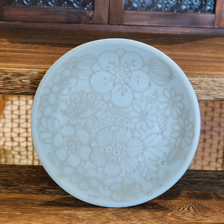 Artist Nazumi Taniguchi Flower 18.5cm L Plate #2