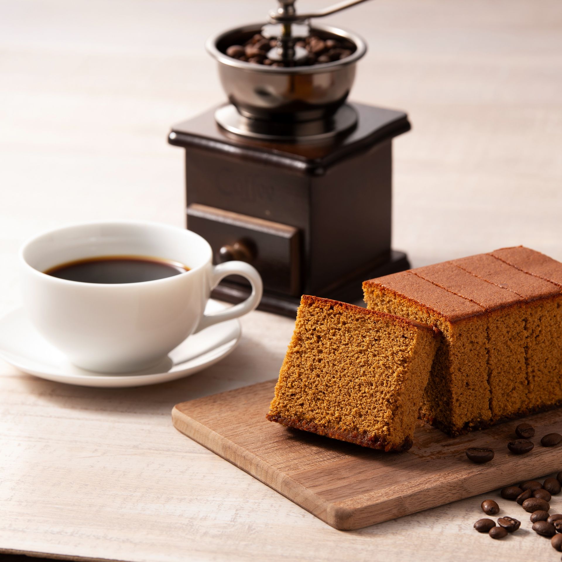 Get Suzakiya Wasanbon Castella Cake Coffee Flavor 7 oz Delivered