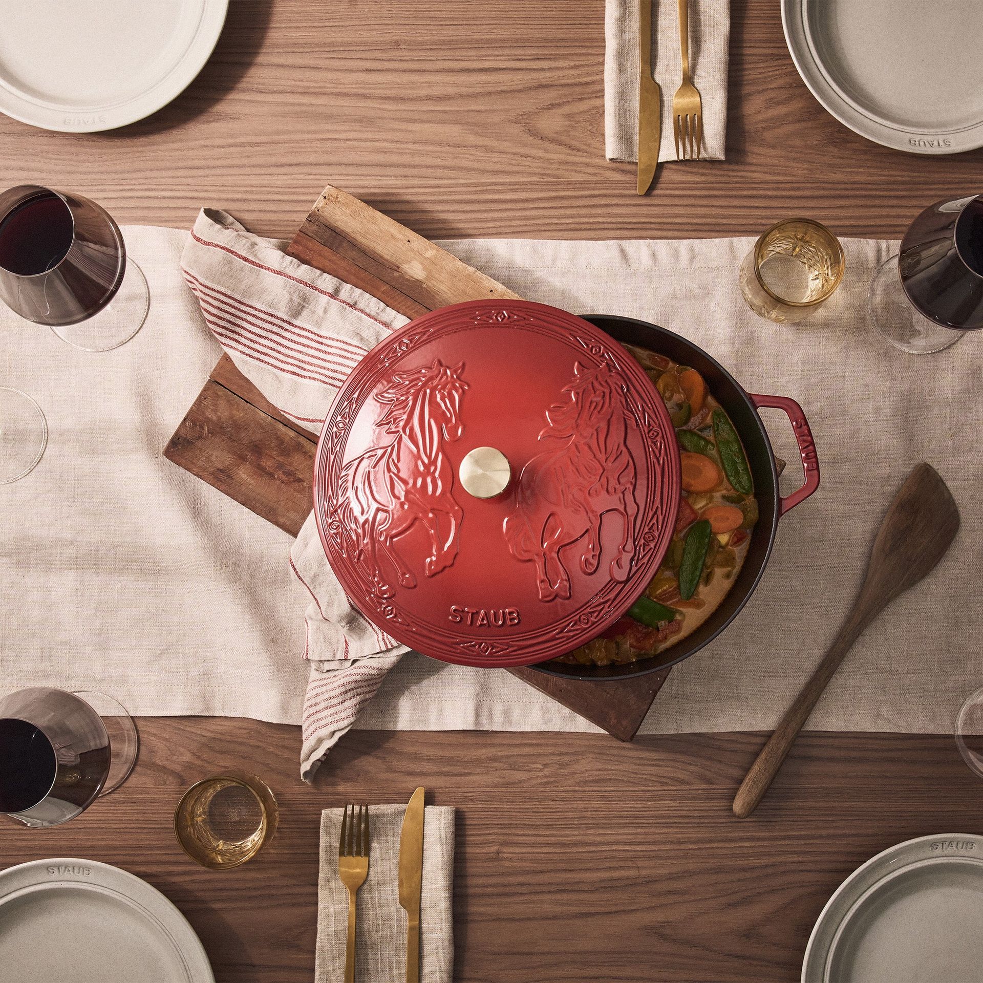 Staub La Cocotte 5.25 qt, Essential French Oven 1 each - Weee!
