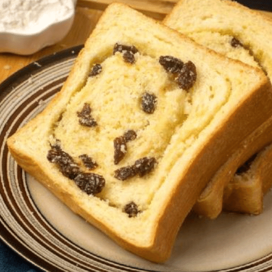 Coconut Raisin Toast 330g 1 pack