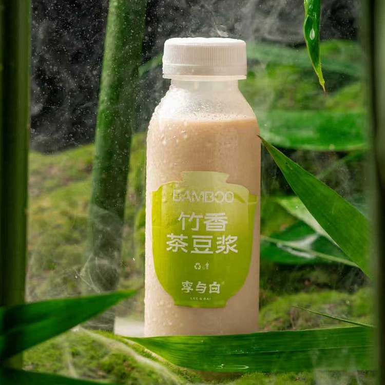 Oolong tea with soy milk tea 1 bottle