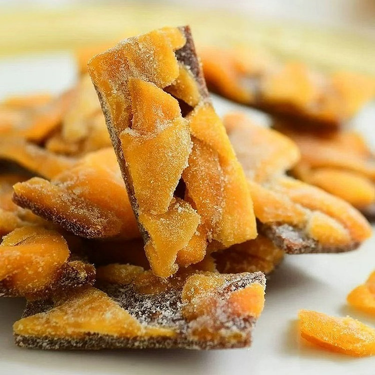 Mango and Plum Slices 100g 100 g