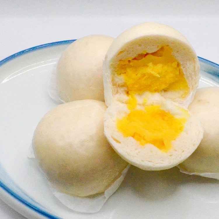蒸奶黄包