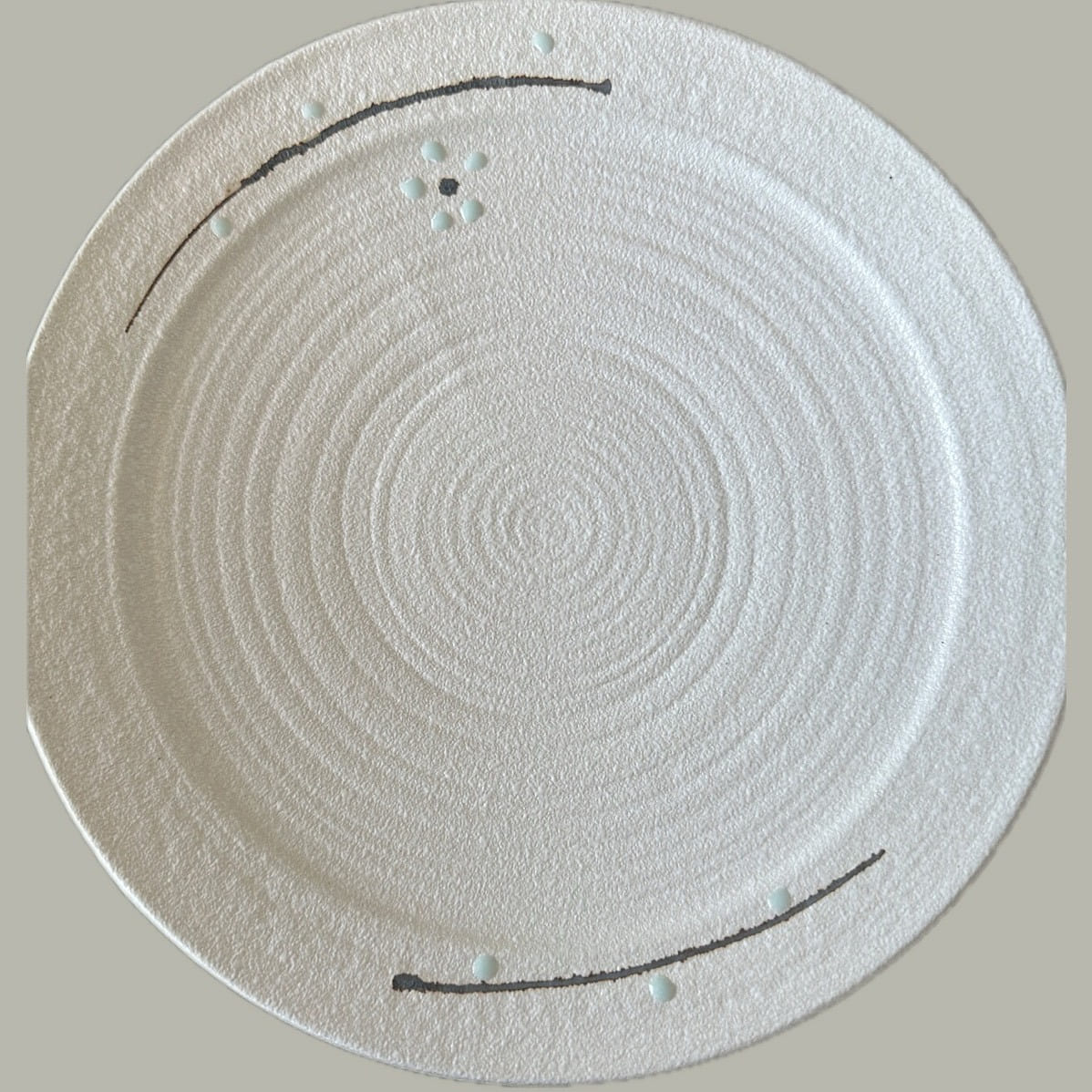 A Perfect Blend of Elegance and Practicality: Ceramic Plate 1 count