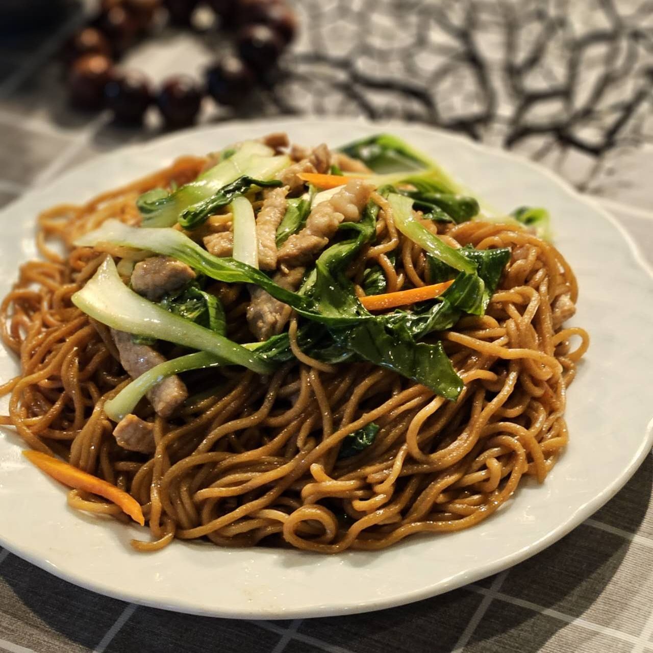 Shanghai style pork fried noodle 600g 1 ส่วน