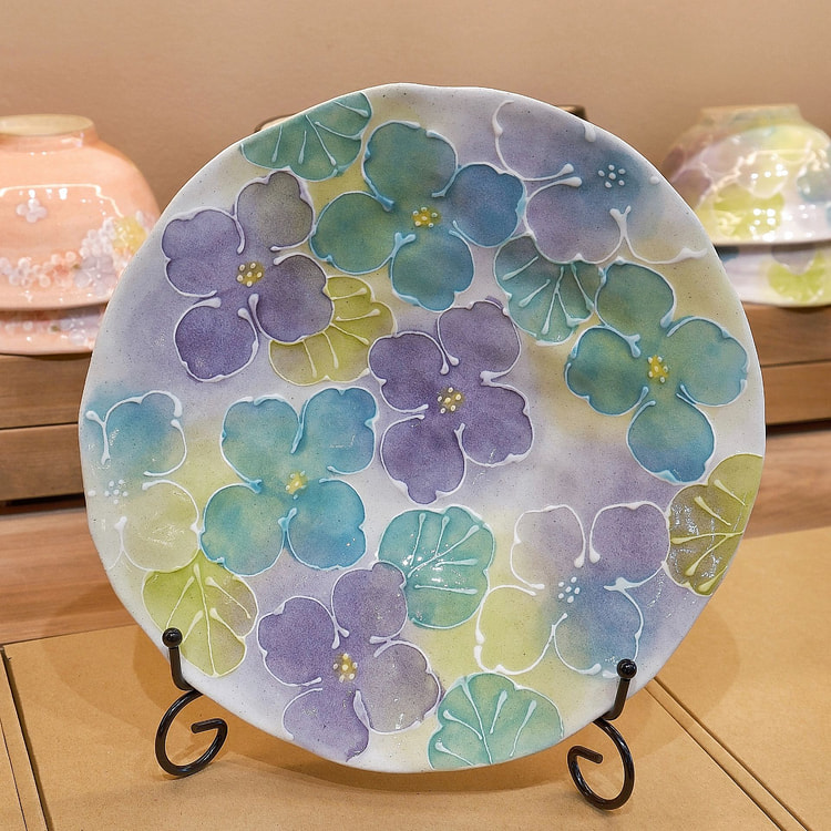 日本 濑户烧 风花24cm大盘（礼盒装）- 绿色 1 个