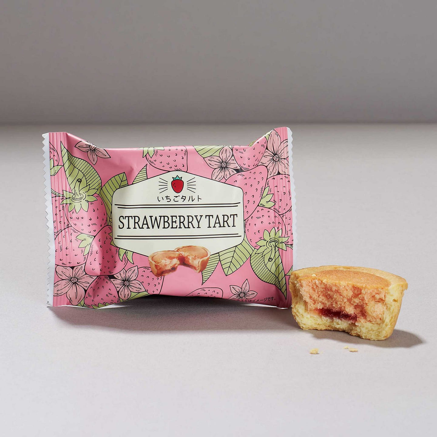 Strawberry Tarte Cake (1 Piece) 51 g