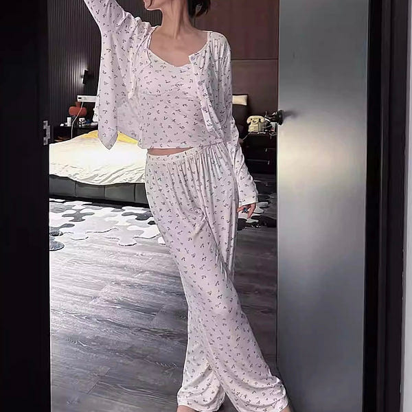 LULLABUY Petite Bloom Pajama Set White-XL Size 2000 g