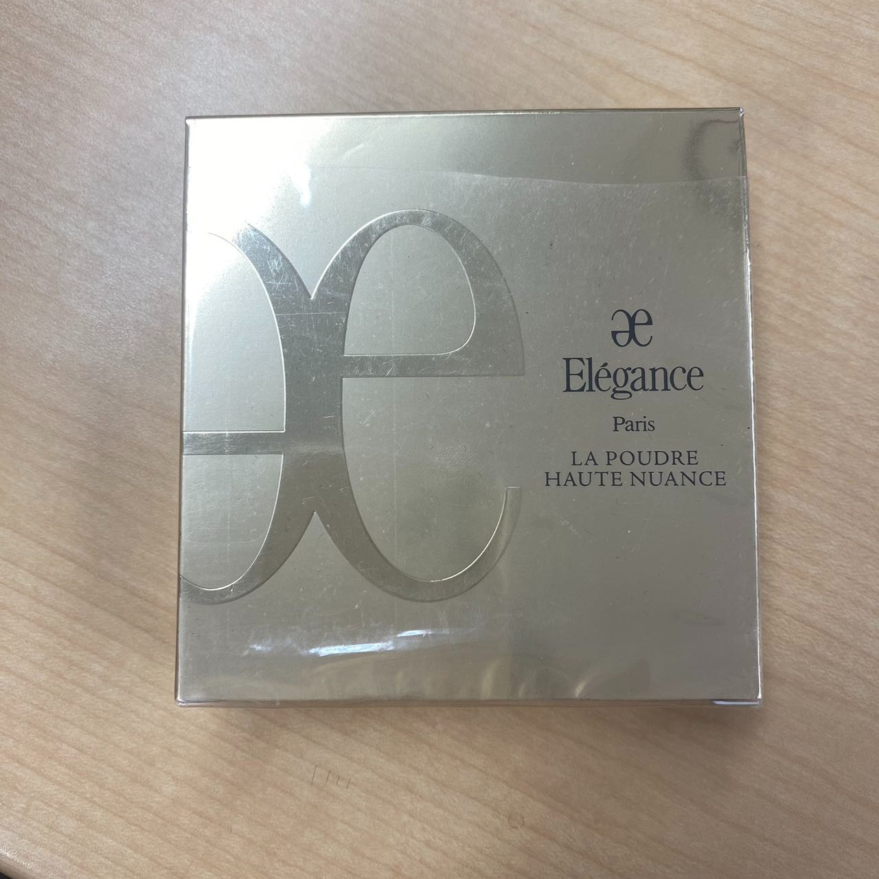 Japan Direct Mail] Elegance FACE POWDER LA POUDRE HAUTE NUANCE