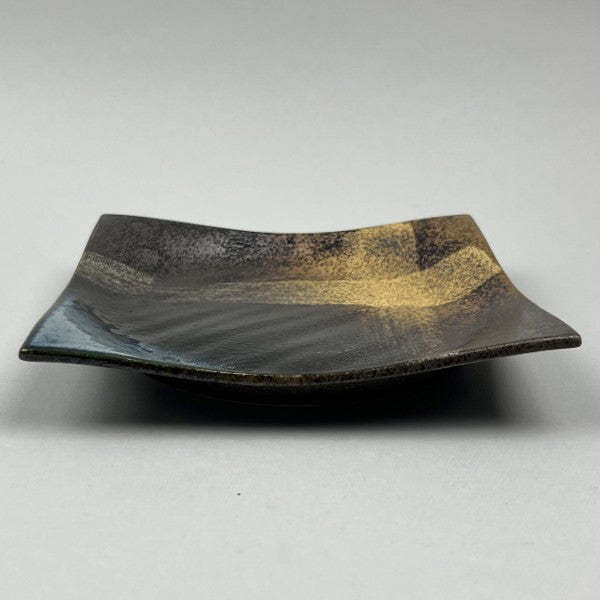 Made-in-Japan Shin Nishiki Square Appetizer Plate in 6.6 1 each