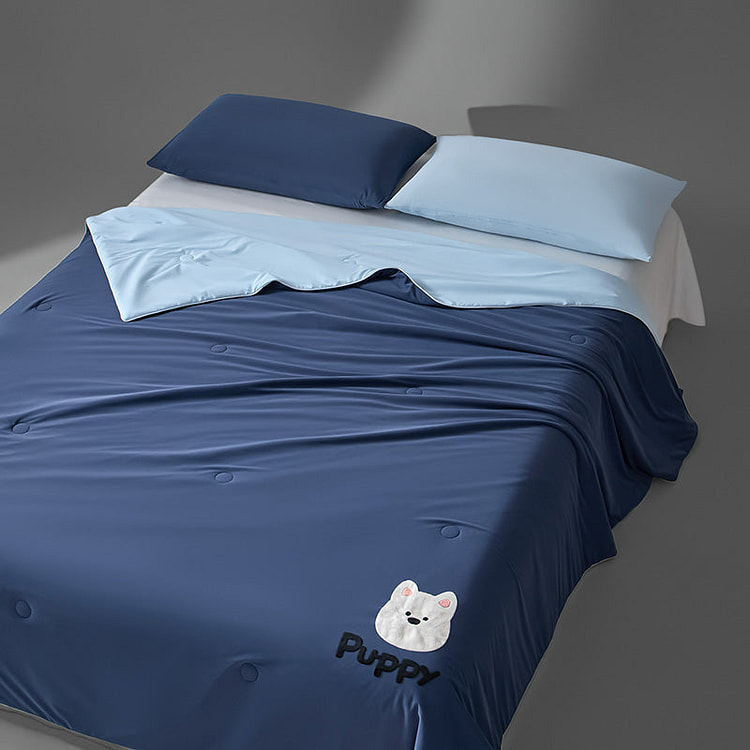 Sleepy Buddies Cooling Quilt Navy Bichon-Queen 2000 g