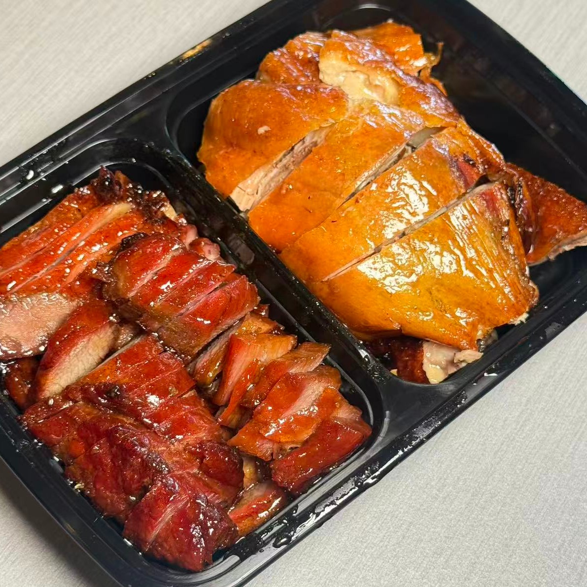 BBQ Combo (Roast Duck & BBQ Pork) 1 each