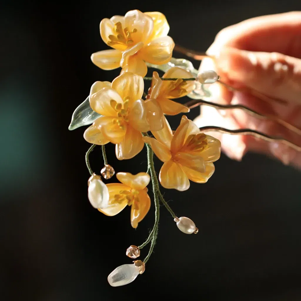 Glass Hairpin Flower Hair Decoration Caramel Color 1 each