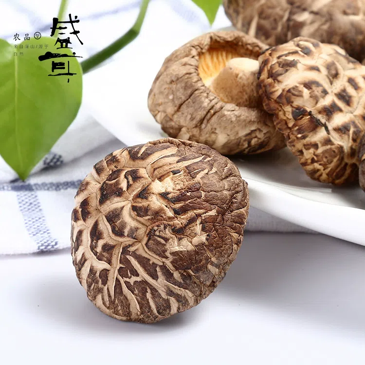 Sheng Er Hua Mushroom 1 bag 250 g