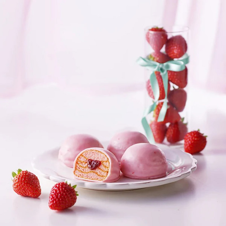 Ishiya Strawberry Sandwich Cake 4pcs