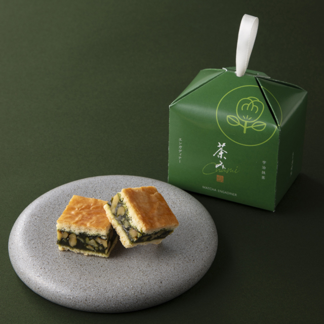 Thandi Nyuton bilan porno