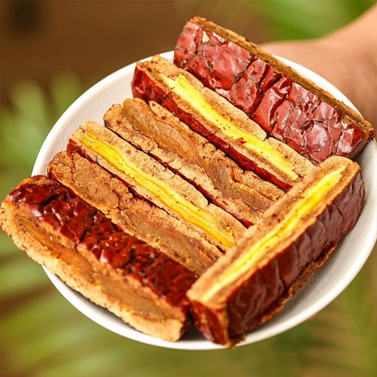 Red dates and dried mangoes