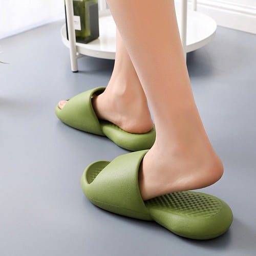 Slippers Like a Cloud Non-Slip Quick Dry Shower Sandals Bathroom, Green, 39-40 1 count