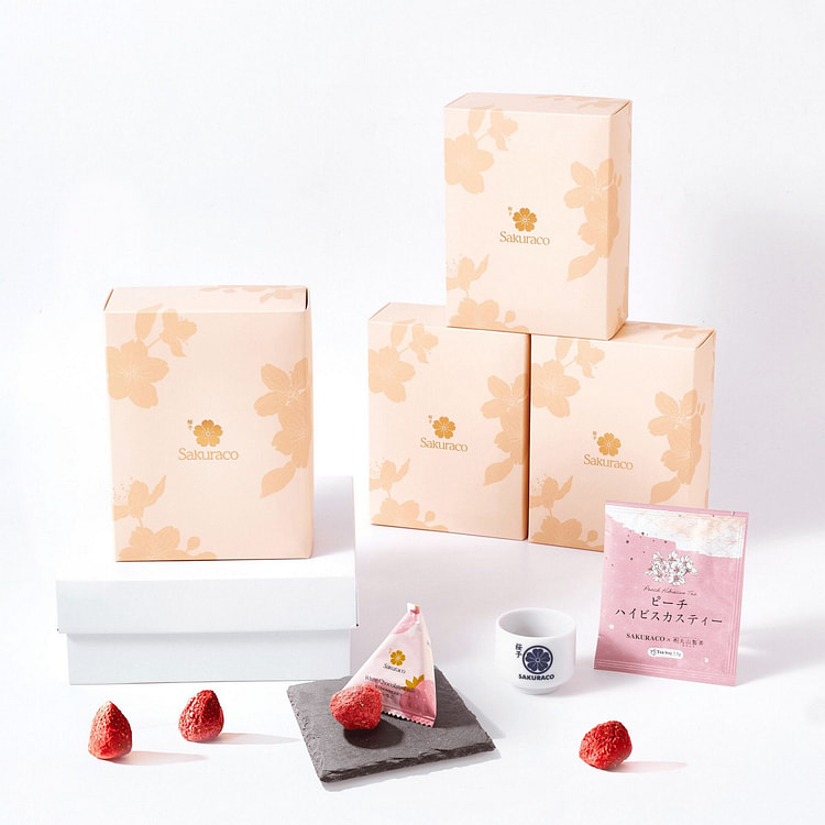 Sakuraco White Chocolate Fruit - Strawberry: 4...