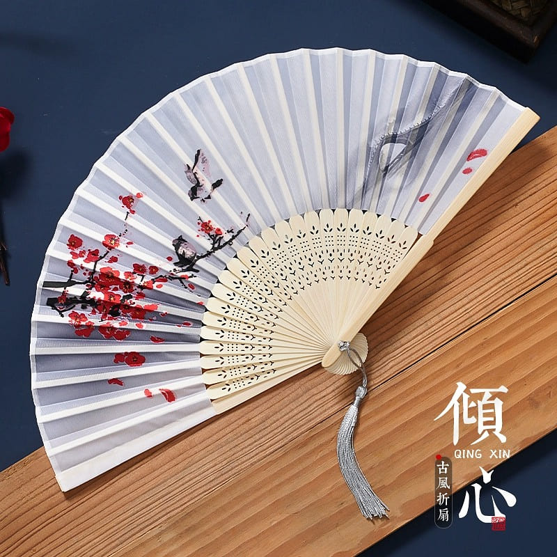 Antique fan – Folding fan (Devoted Heart) 1 count