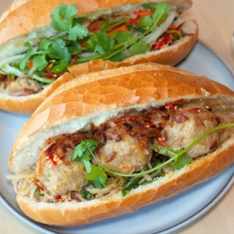 Banh mi xiu mai bi 1 pack