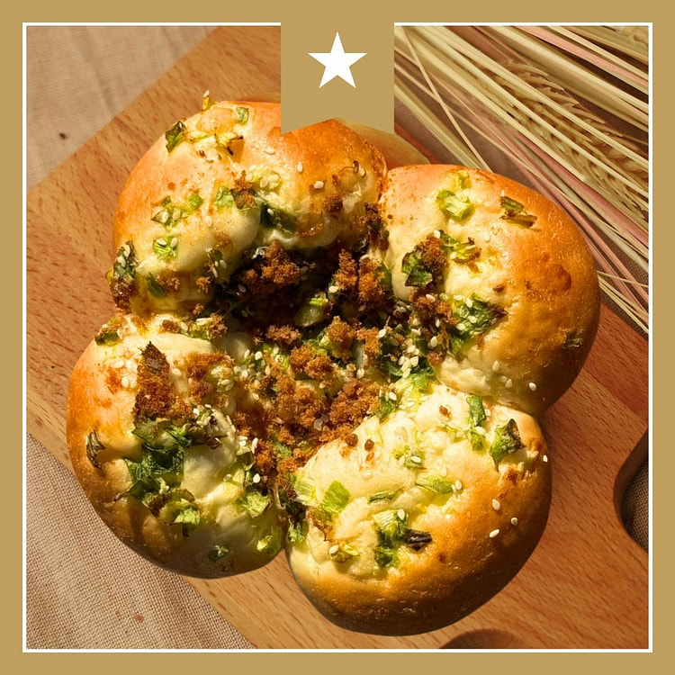 Sunmerry - Green Onion Shredded Pork Bun 3.5oz