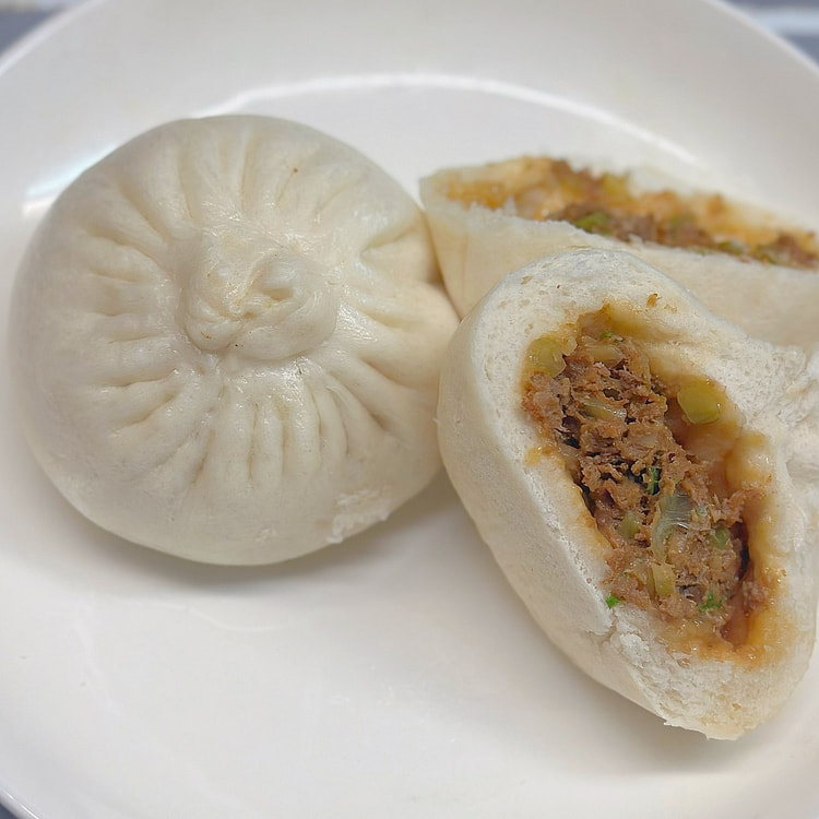 芹菜猪肉大包