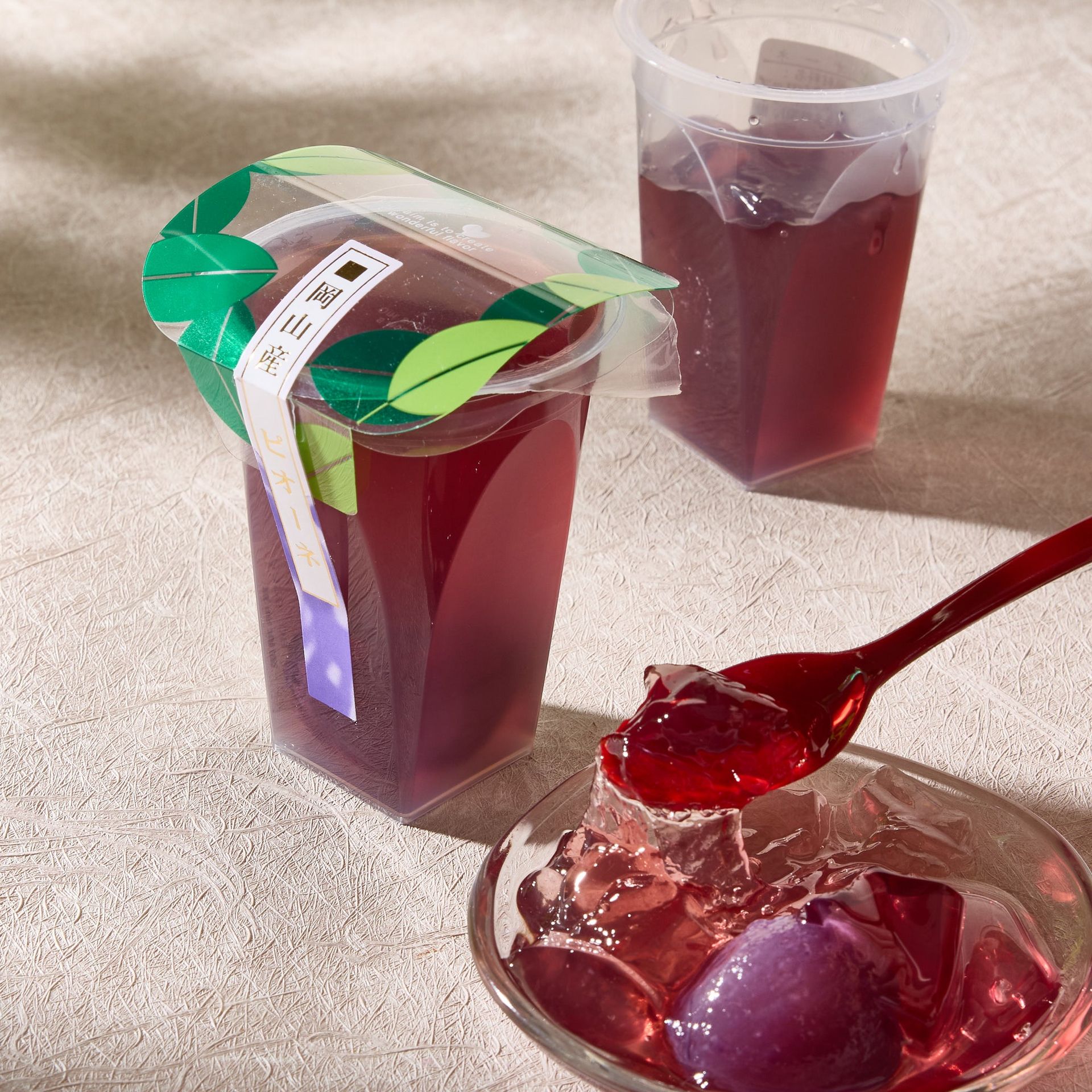 Okayama Pione Grape Jelly 128 g