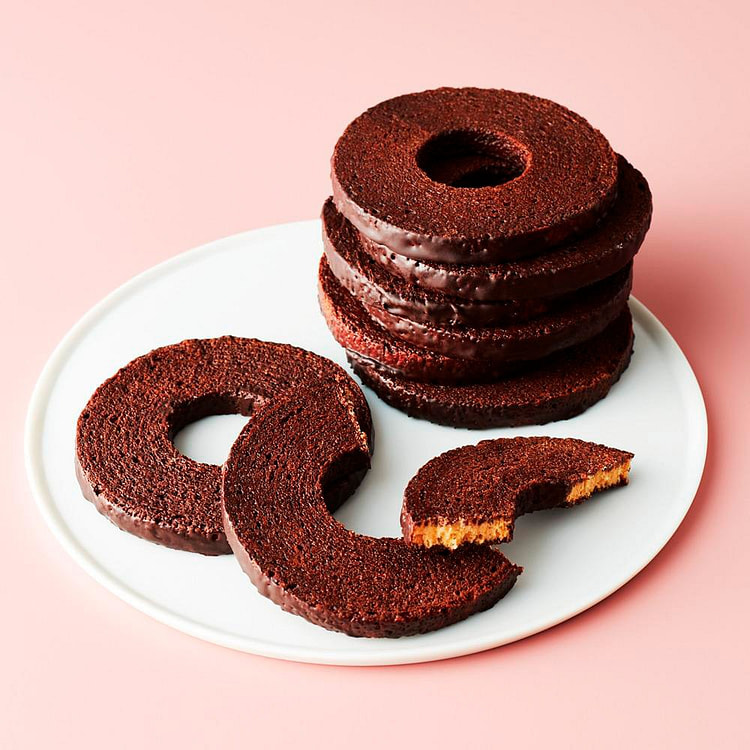 Japan CLUB HARIE Chocolate Baumkuchen 6pcs