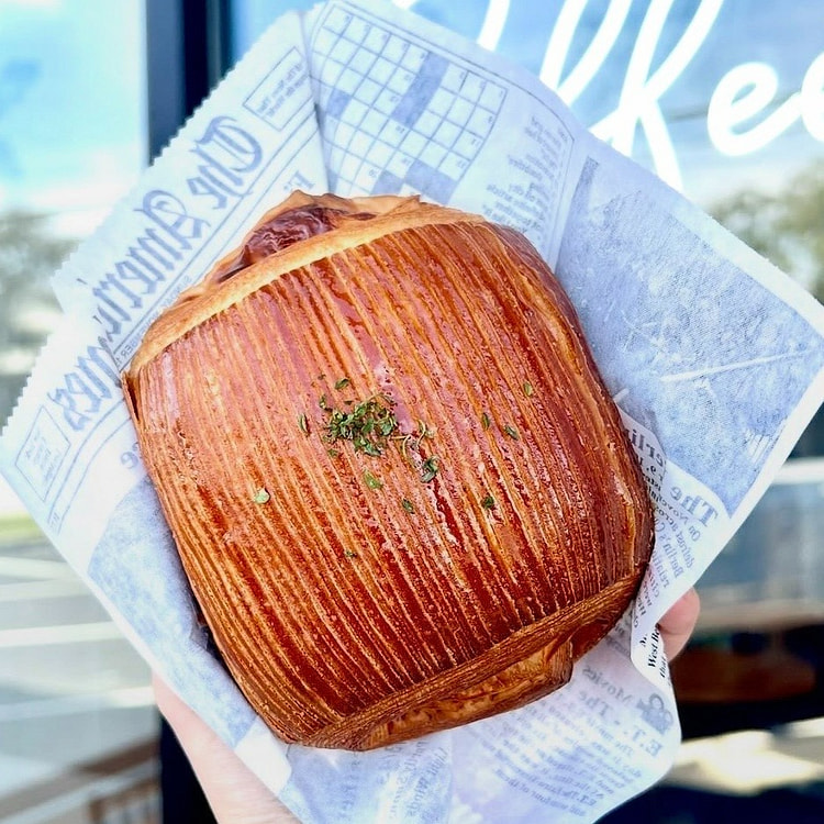 Ham & Cheese Croissant 1 count