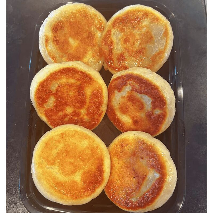 Pan-Fried Pork and Scallion Buns 6pcs 1 each