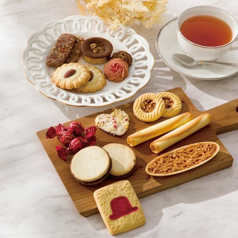 Get Akai Boushi Pink Cookie Assortment 31 pieces Delivered | Weee
