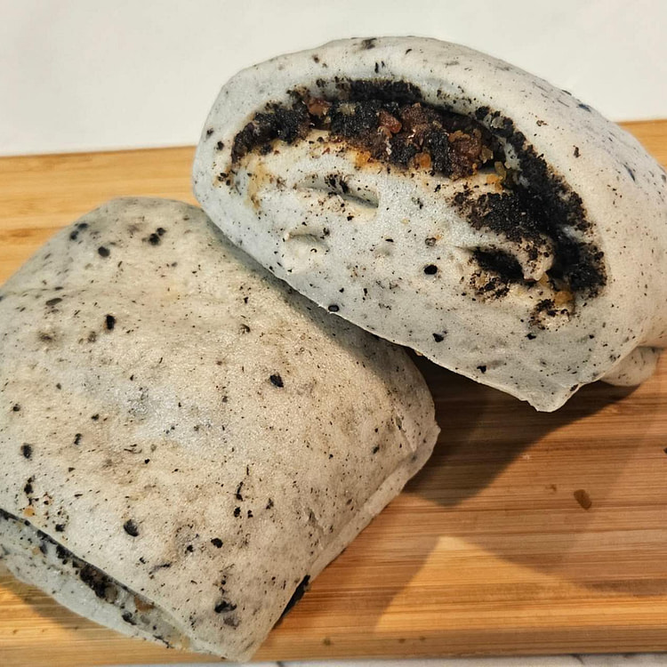 Sesame Steamed Bun w. walnut, peanut & dates  4pcs 1 each