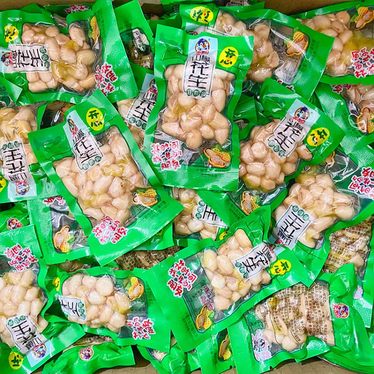 Small pack of pickled chili peanuts 10 bags 250 g