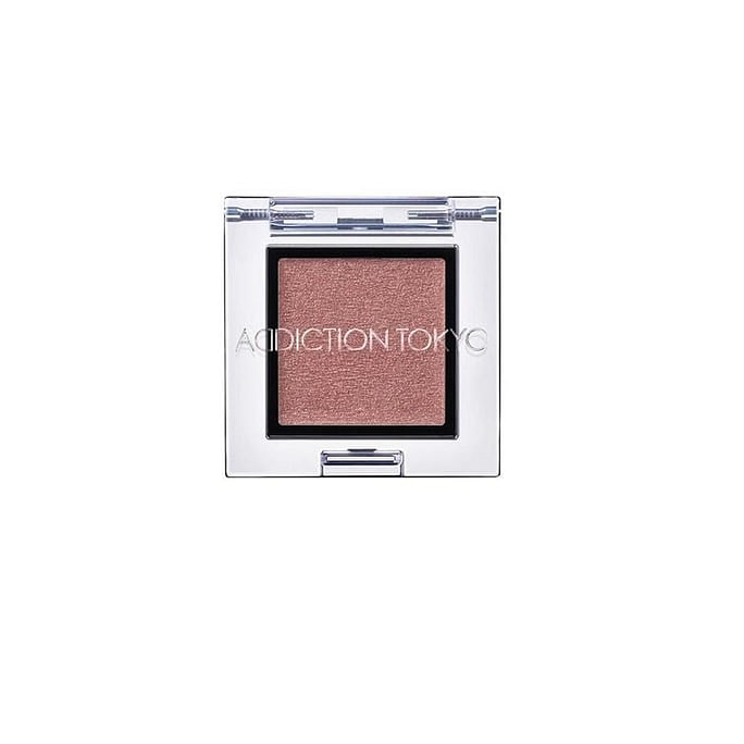 Monochrome eyeshadow.,.