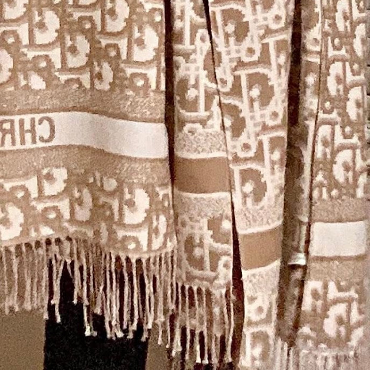 奢华羊绒冬季大号围巾 黑色和棕色