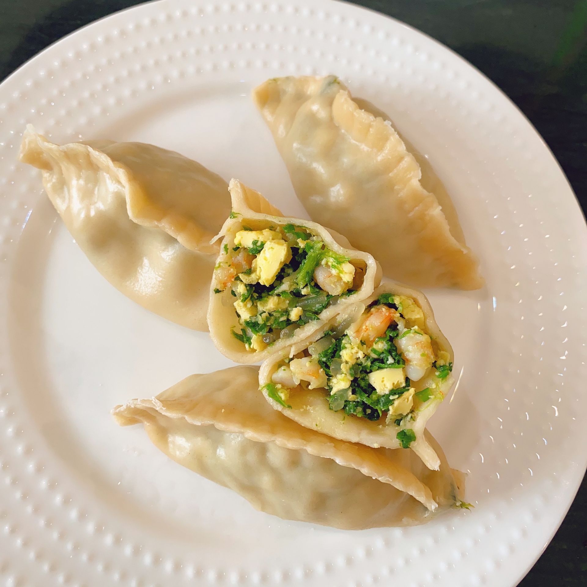盈盈家超级美味荠菜鲜虾鸡蛋大蒸饺(薄皮大馅) 4 个