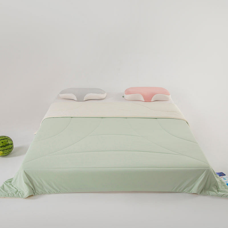 Premium Ice Cream Cooling Quilt -Green Twin Size 2000 g