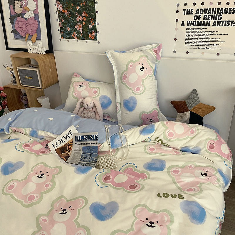 [Strawberry Bear200*230] INS Bed 4 Piece Duvet Cover + Sheet + Pillow Ca 1 each
