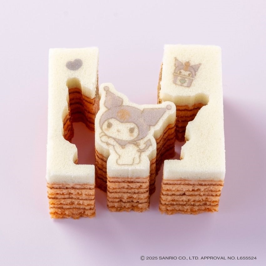 Sanrio Kuromi Baum Cake Strawberry Flavor 1 each