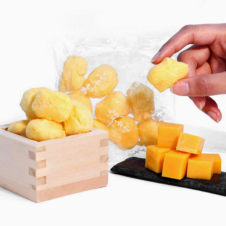 Funwari Mochi Puffs: Hokkaido Cheese (4 Packs)