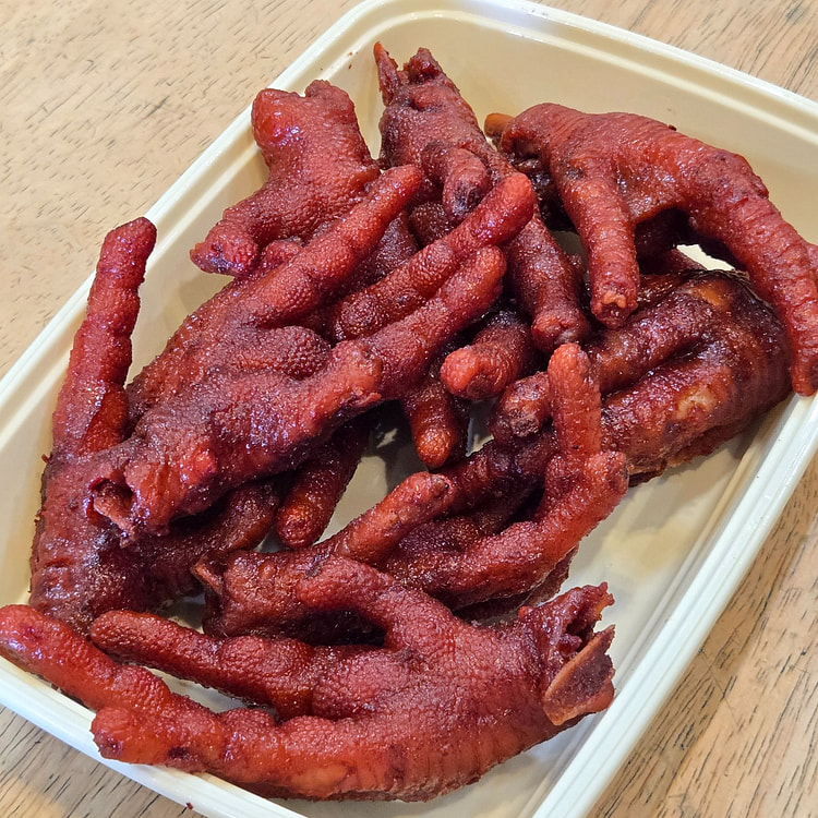 香辣鸡爪 300g 1 份