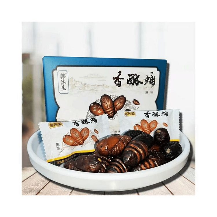 Crispy silkworm pupae, a specialty of Northeast