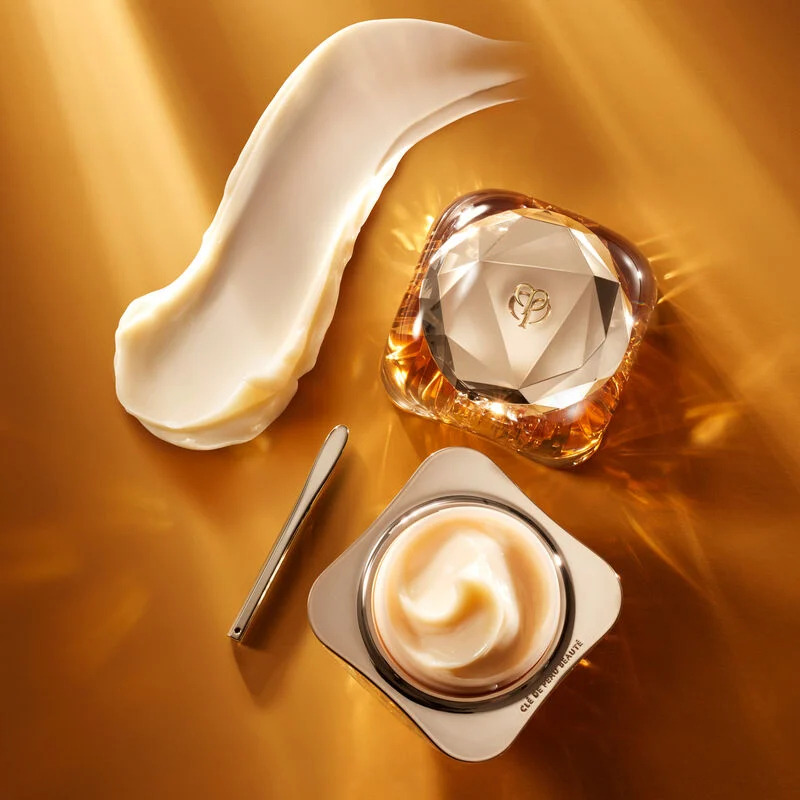 Cle de Peau Beaute La Creme - Weee!