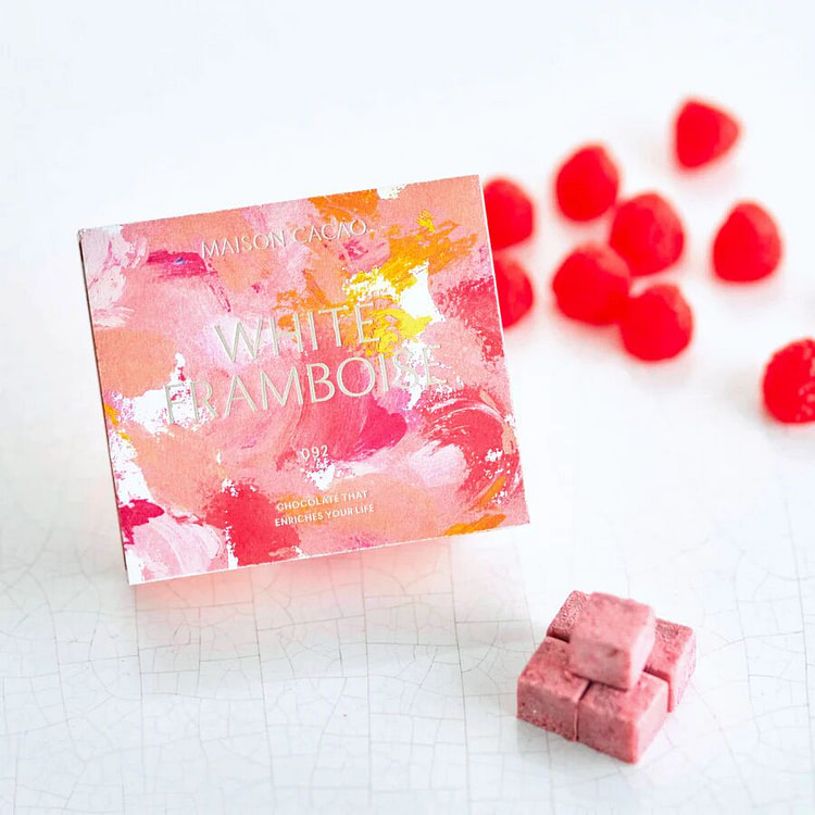 MAISON CACAO  生チョコレート"ホワイトフランボワーズ"  16粒