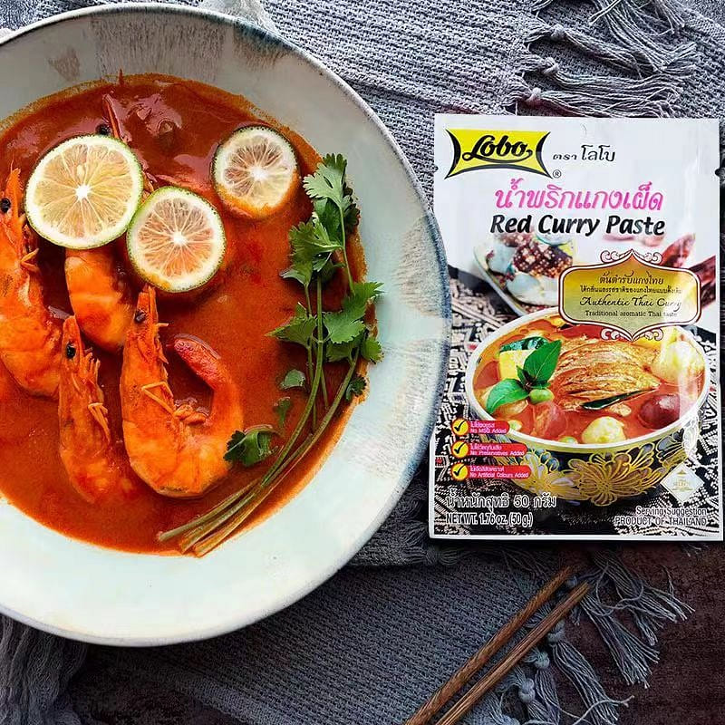 Lobo Red Curry medium spicy 50g*1 packet and coconut milk *1 50 g